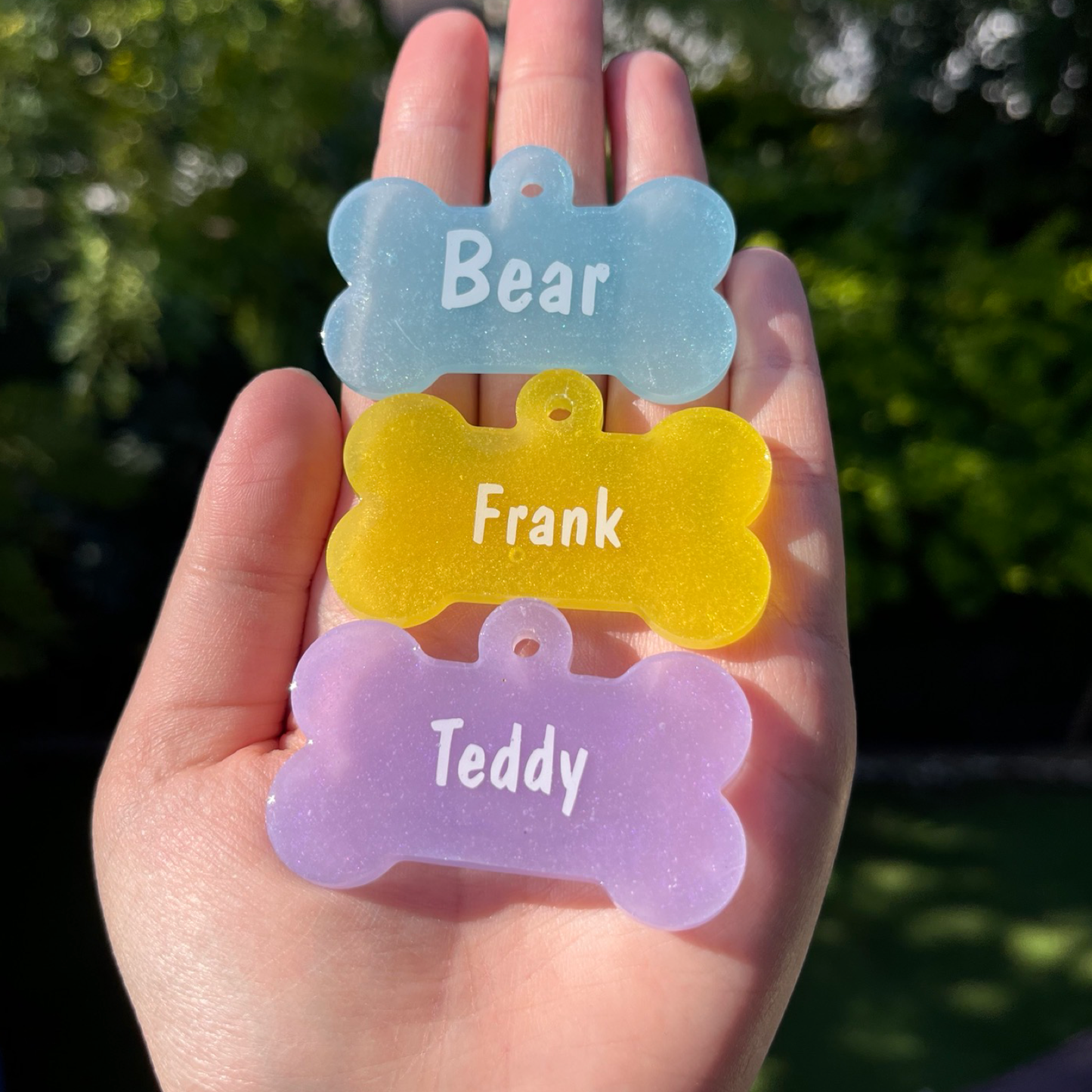 Hand-made resin tags - basic